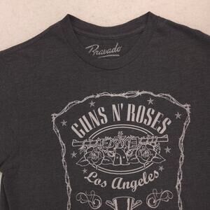 Guns N Roses Short Sleeve Graphic Band T Shirt Adult Mens Size Medium M Gray